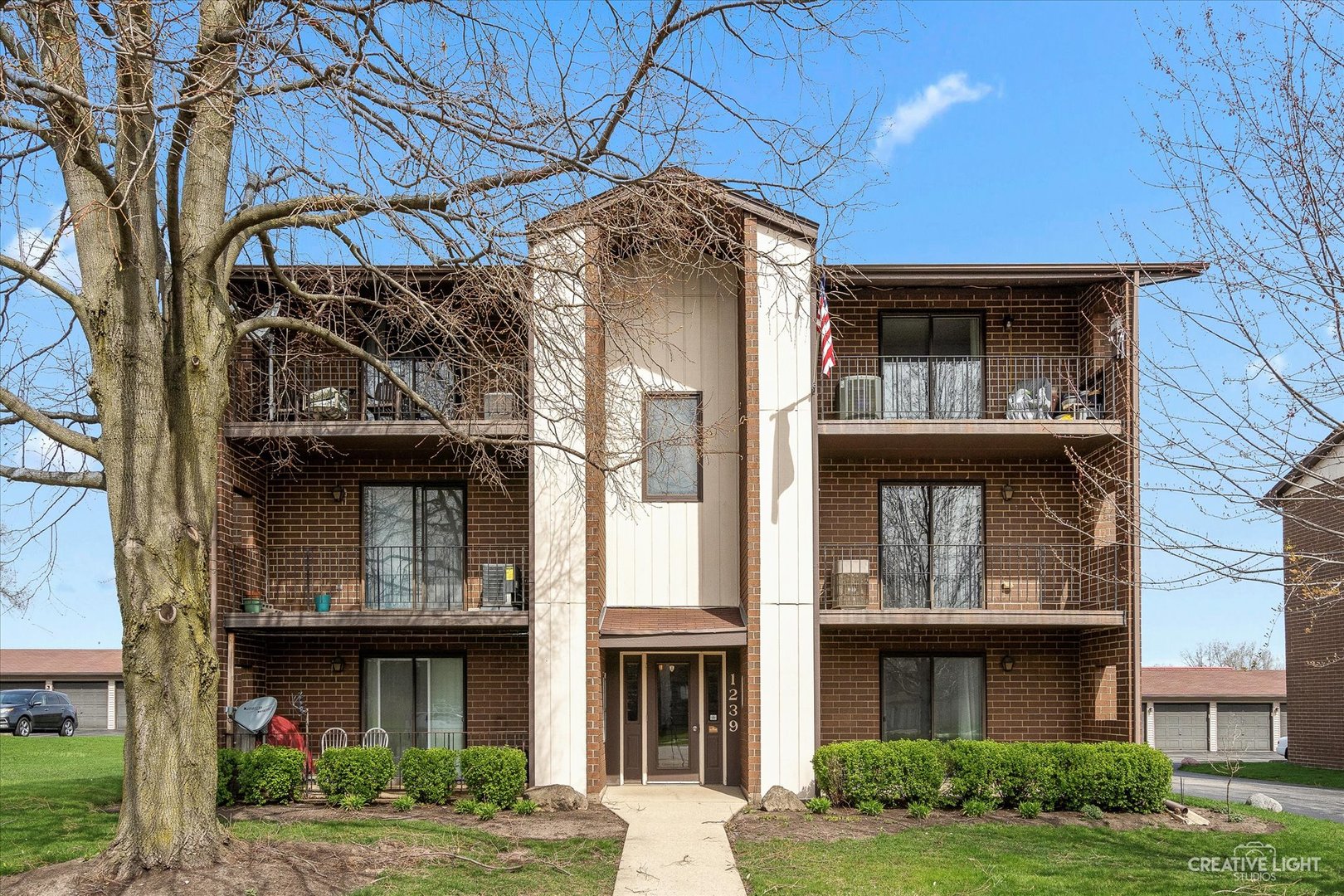 1239 Chalet Road Unit: 200