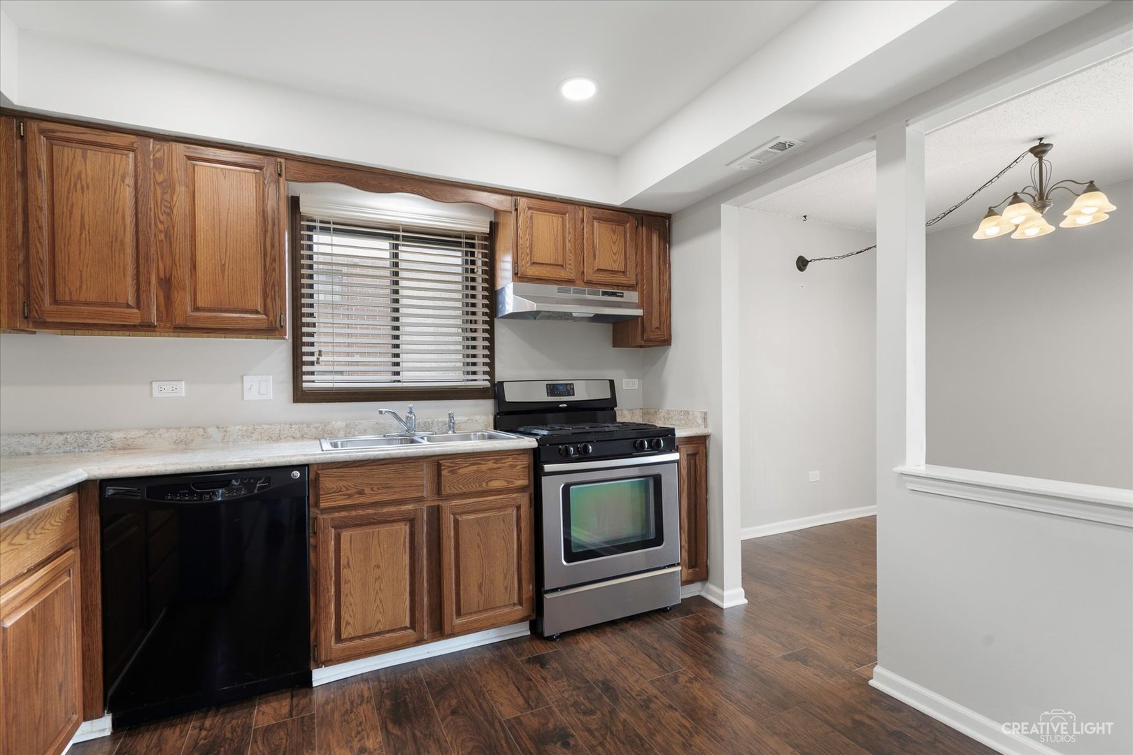 1239 Chalet Road Unit: 200