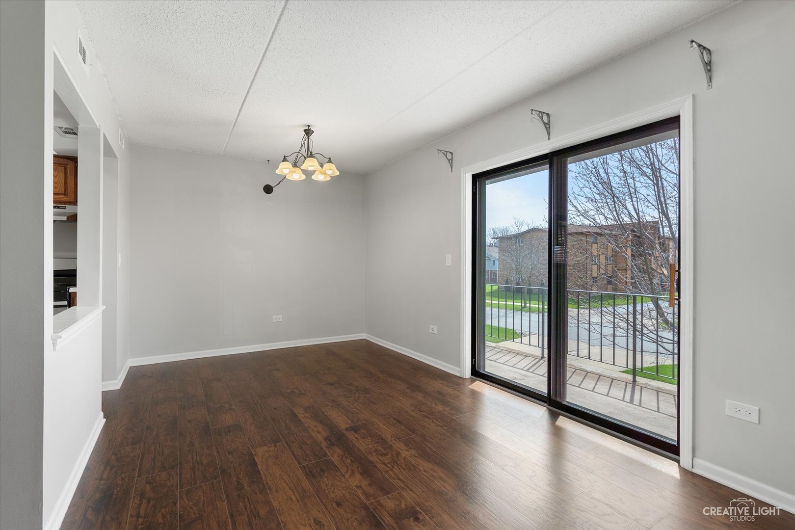 1239 Chalet Road Unit: 200