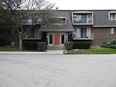 214 E Bailey Road Unit: M