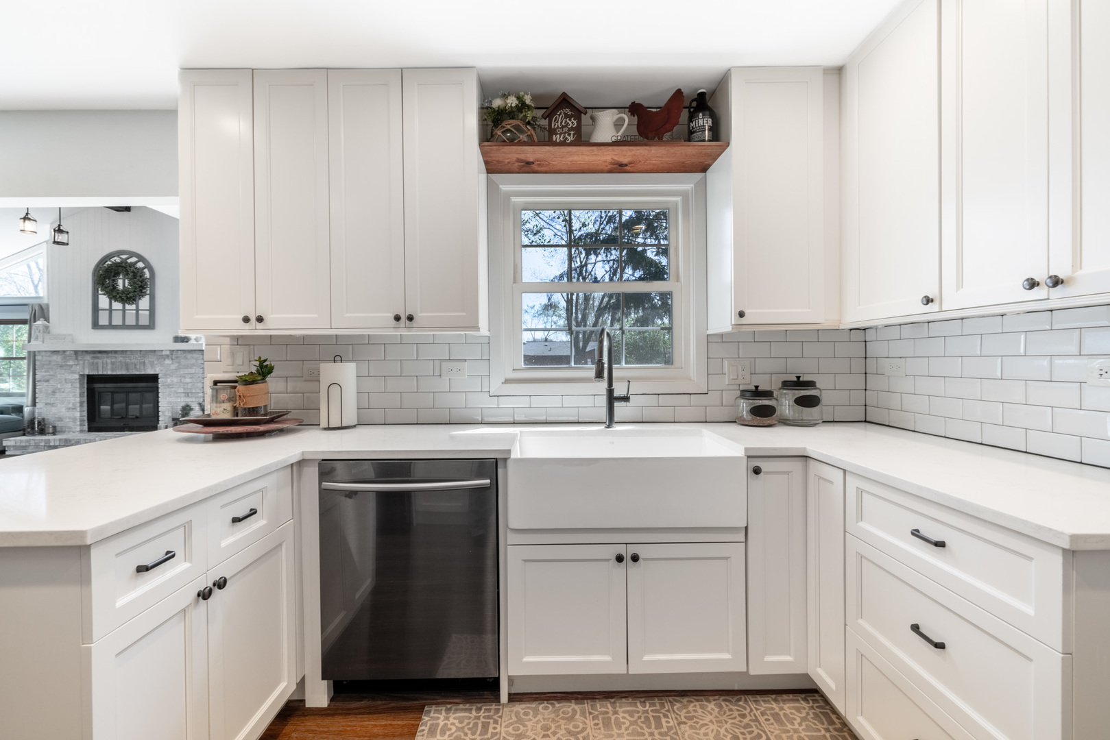 35 CLOVERDALE Lane