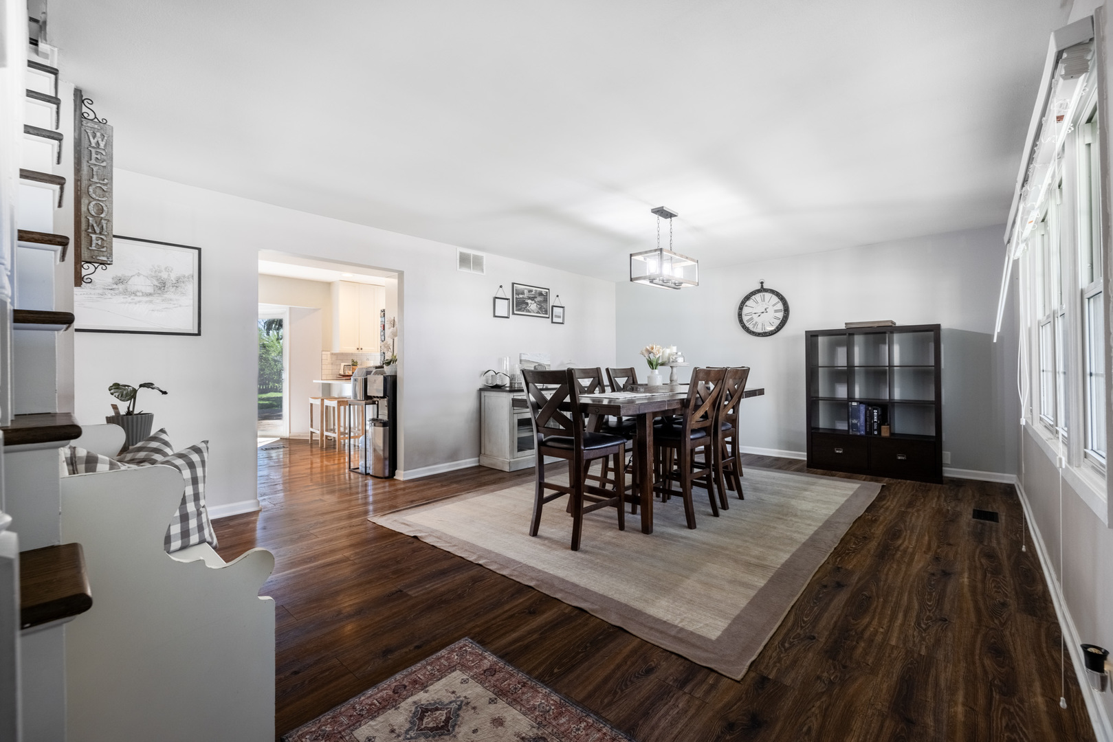 35 CLOVERDALE Lane
