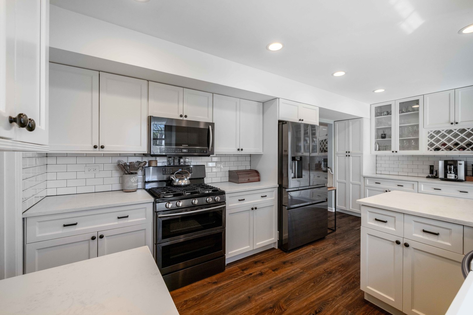 35 CLOVERDALE Lane