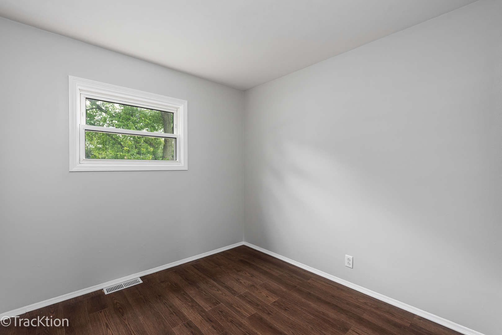 527 Spruce Road