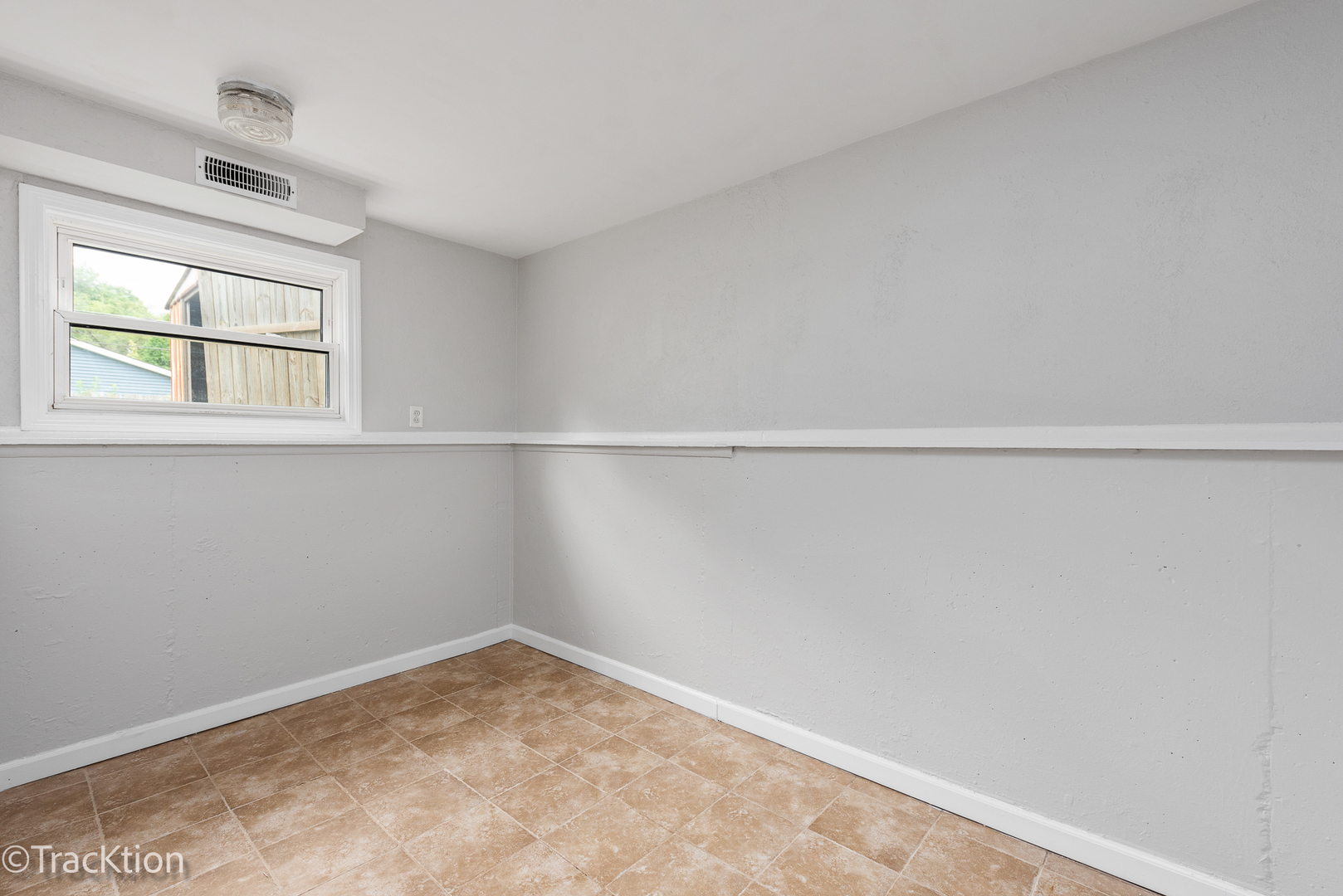 527 Spruce Road