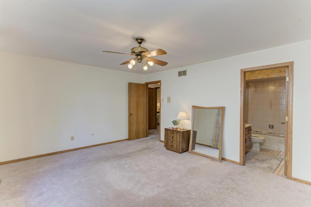 817 Old Orchard Avenue