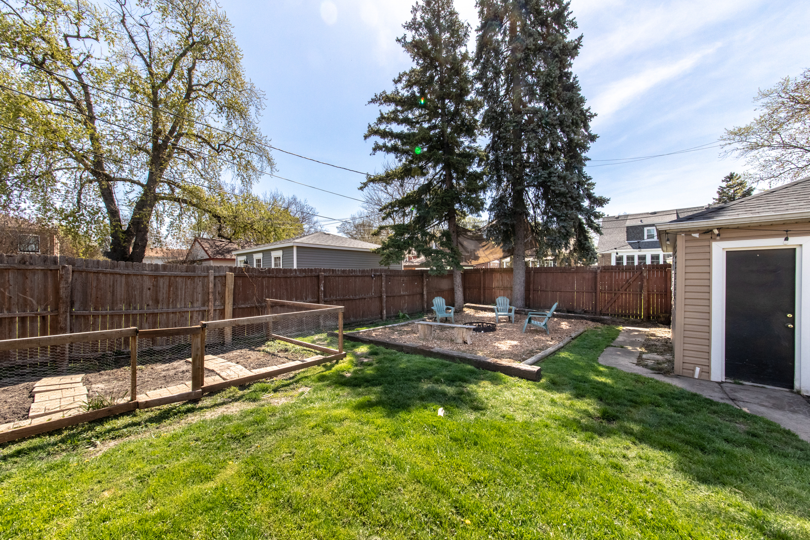 2767 W 95th Place