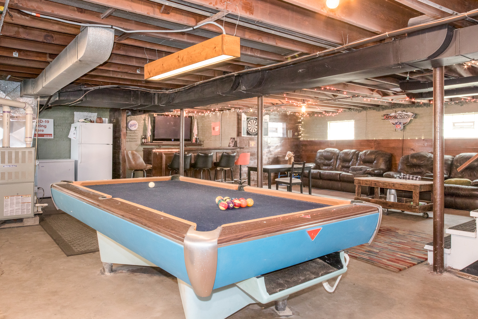 2767 W 95th Place