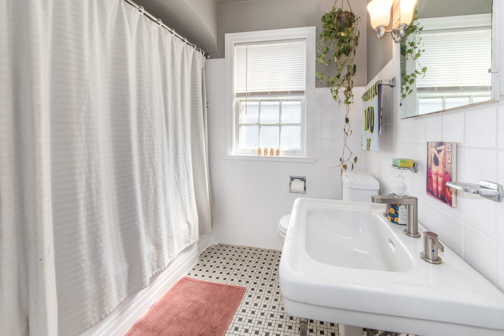 2767 W 95th Place