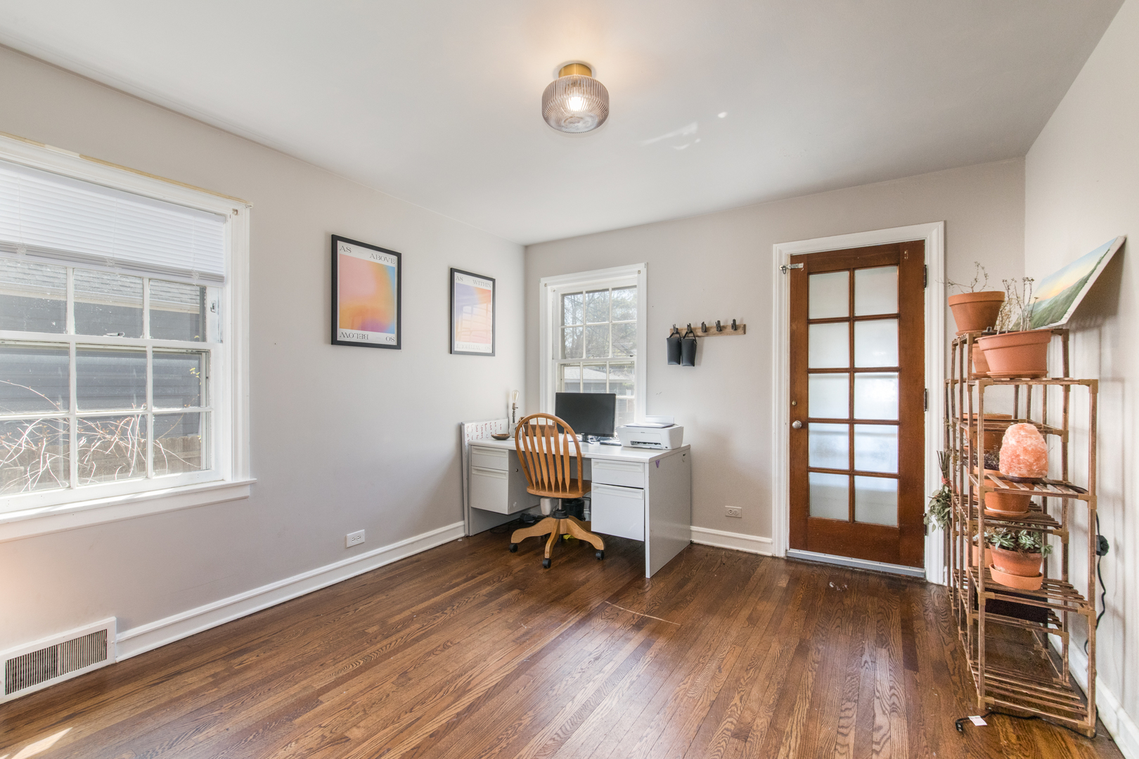 2767 W 95th Place