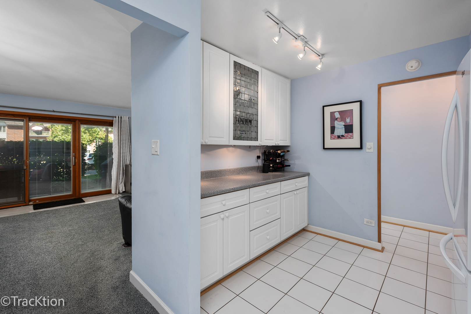 4221 SARATOGA Avenue Unit: 104A