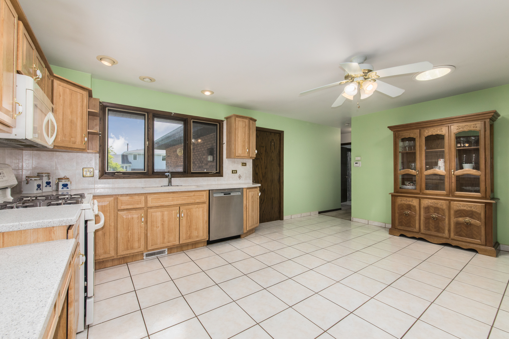 7423 Cashew Drive