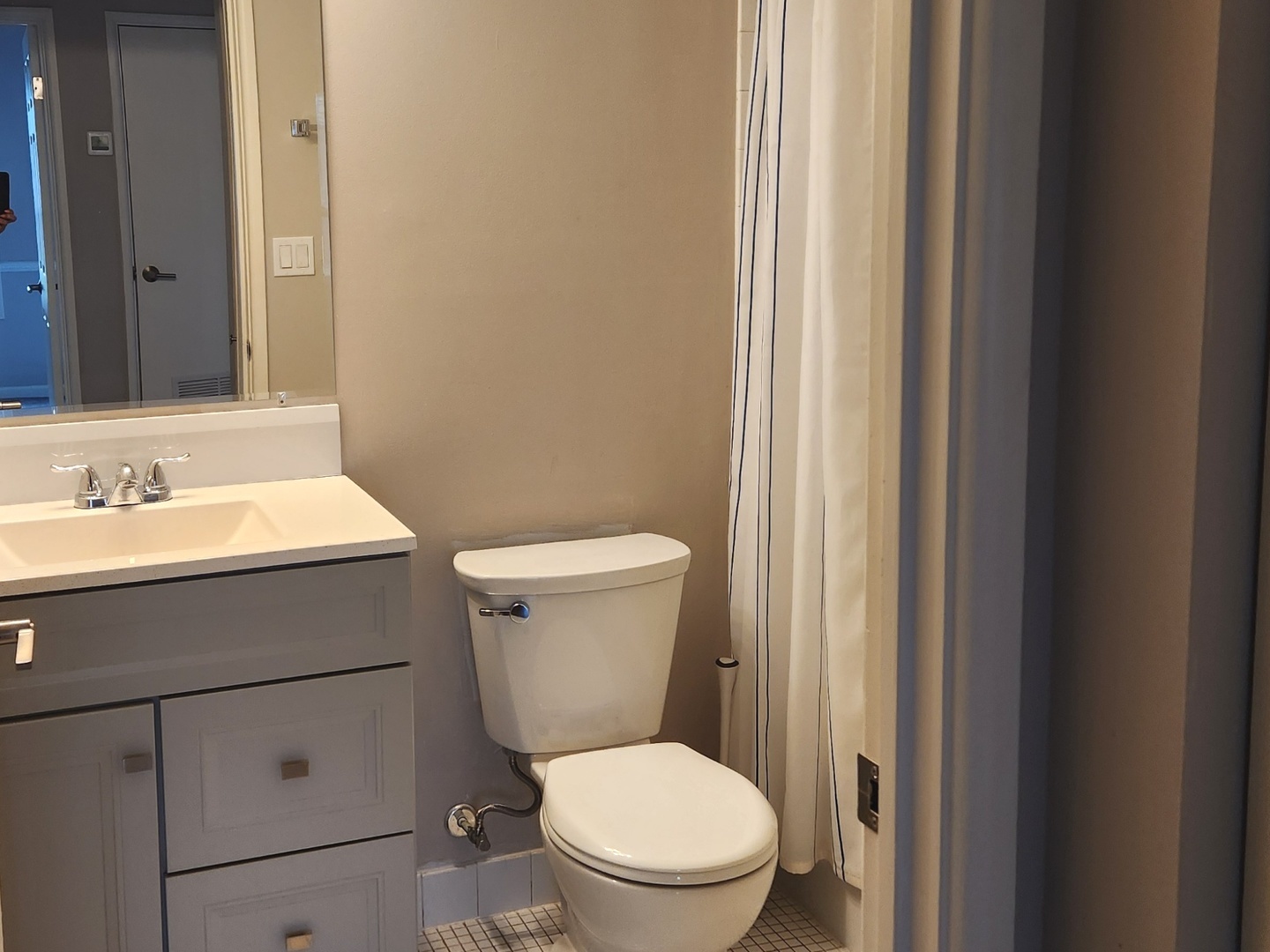 400 74th Street Unit: V-203