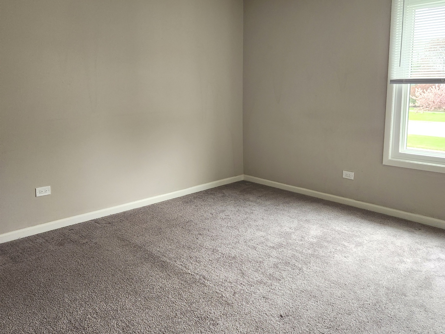400 74th Street Unit: V-203