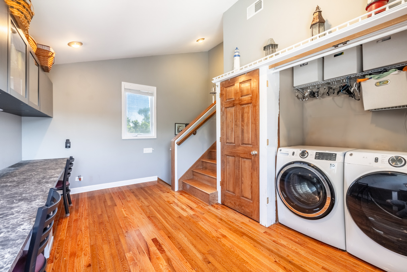 310 Hawthorne Avenue