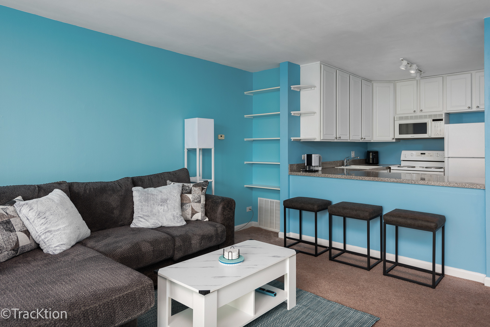 5810 Oakwood Drive Unit: 5J
