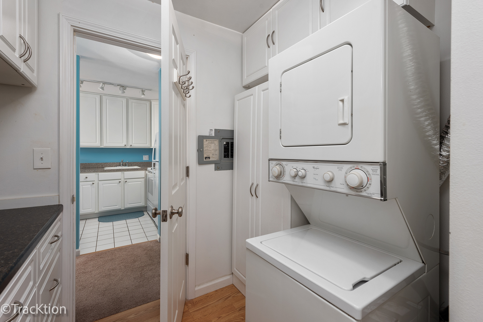 5810 Oakwood Drive Unit: 5J