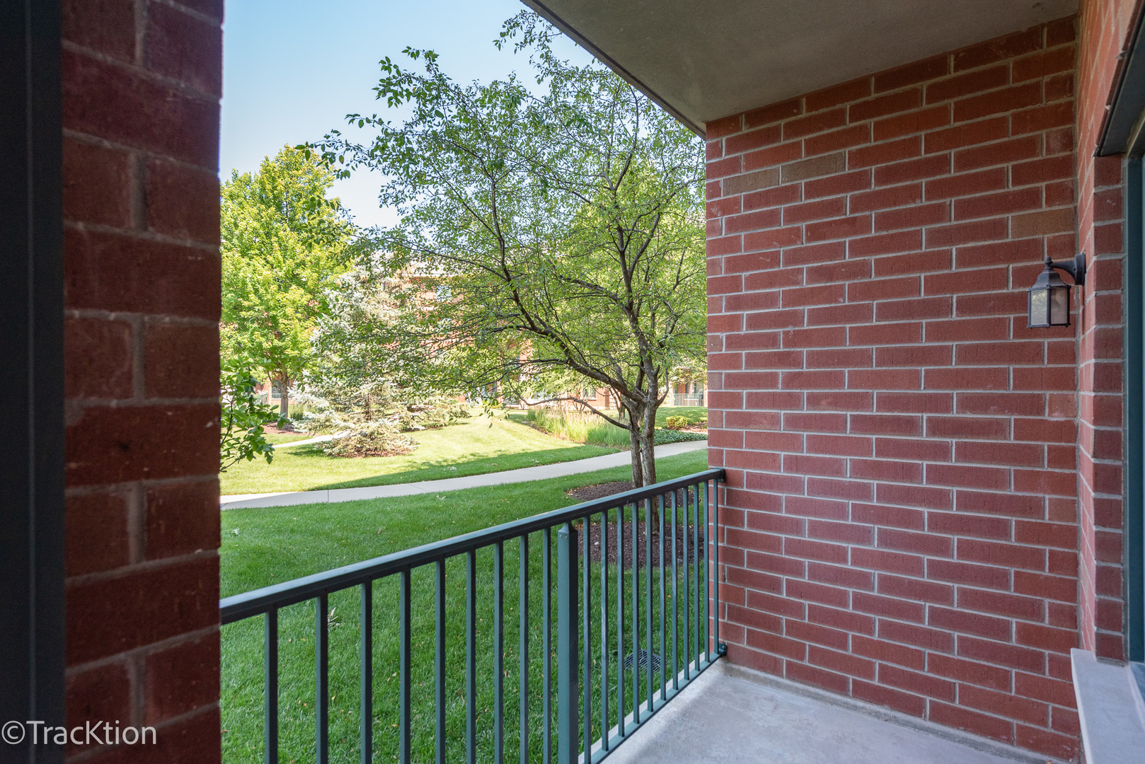 855 E 22nd Street Unit: 103