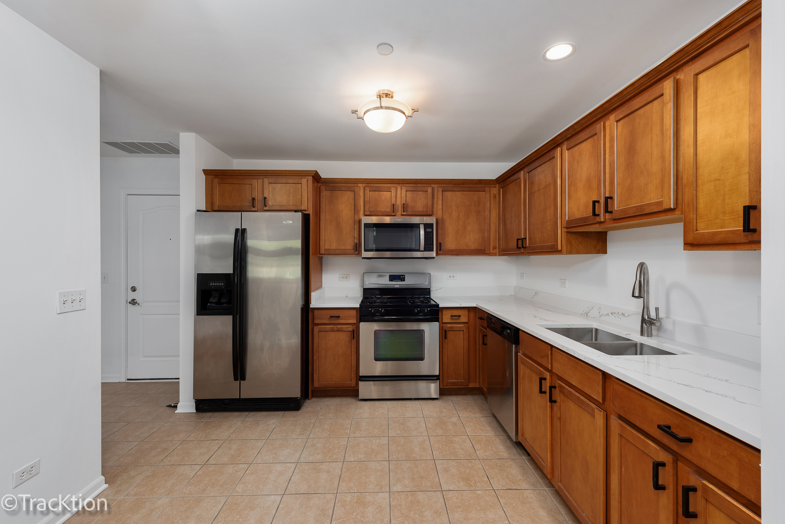 855 E 22nd Street Unit: 103
