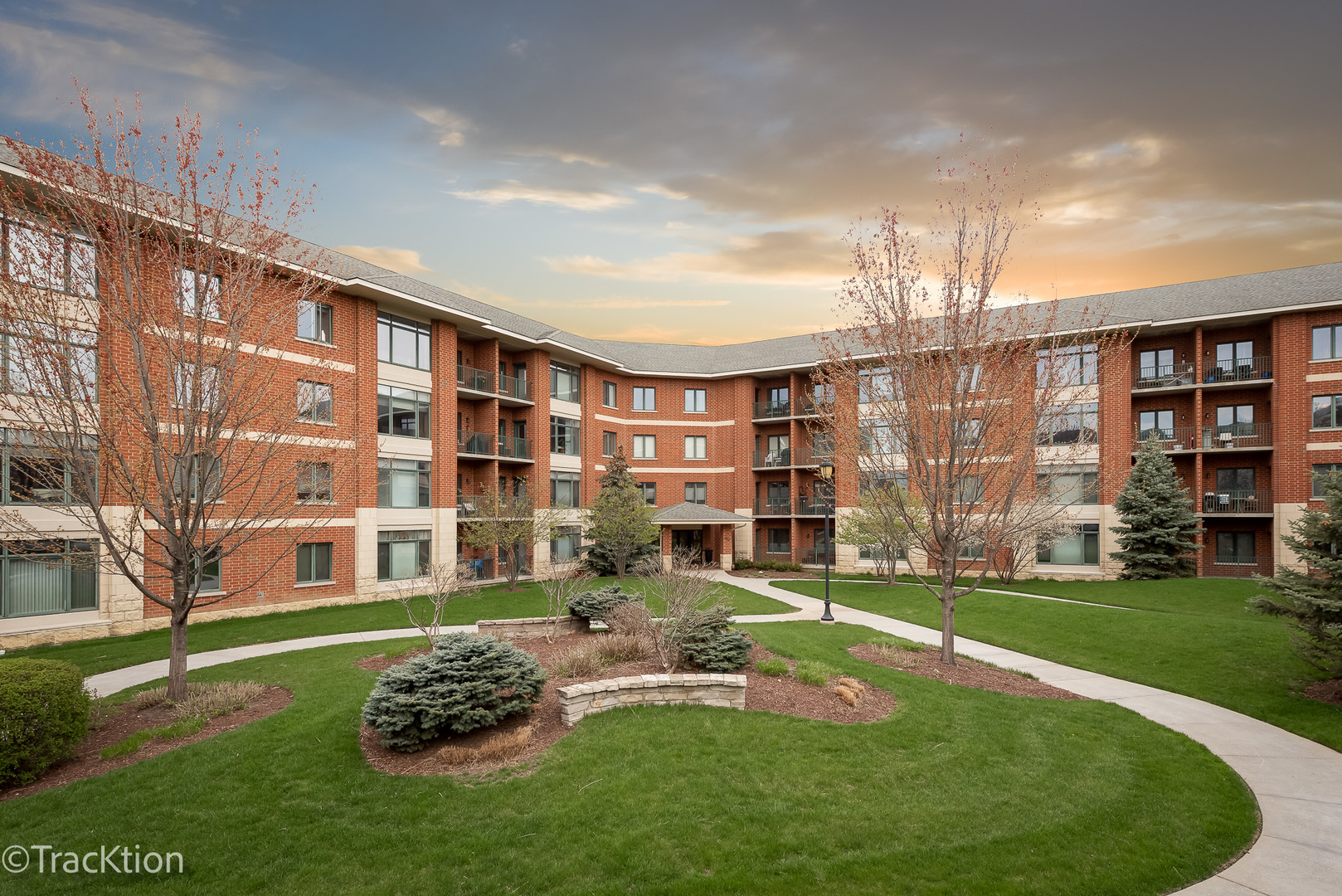 855 E 22nd Street Unit: 103
