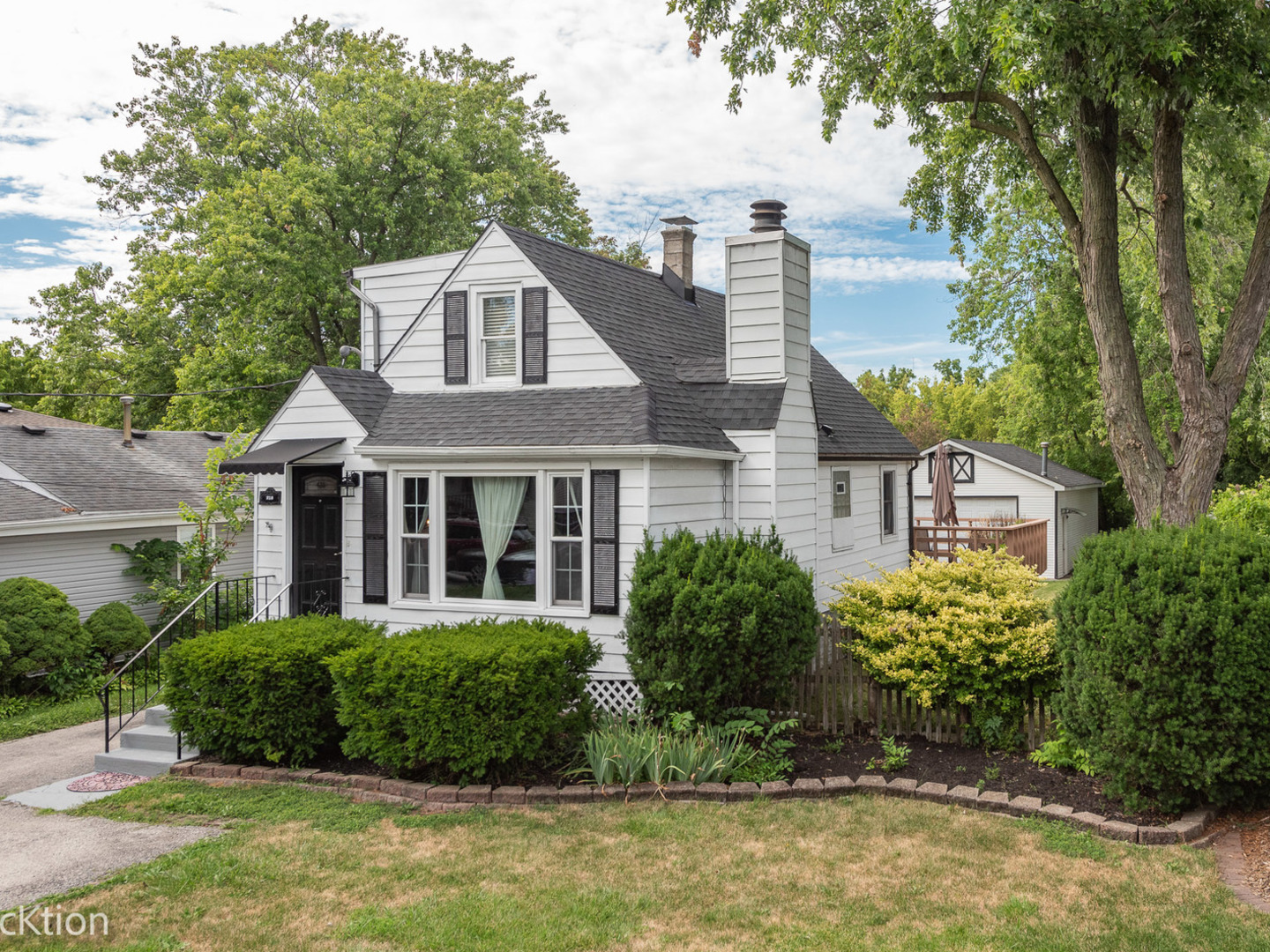 218 Willard Place