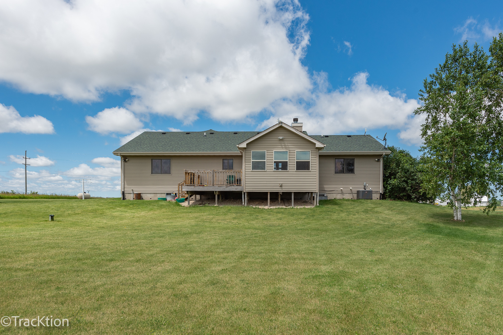 894 MOFFET Road