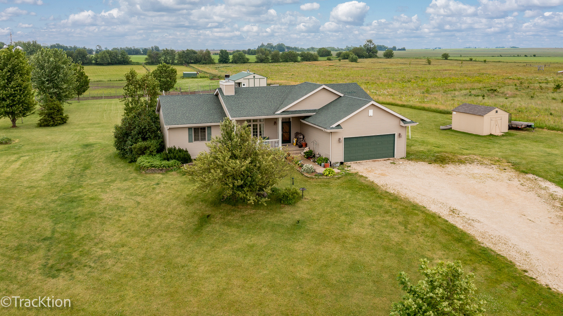 894 MOFFET Road