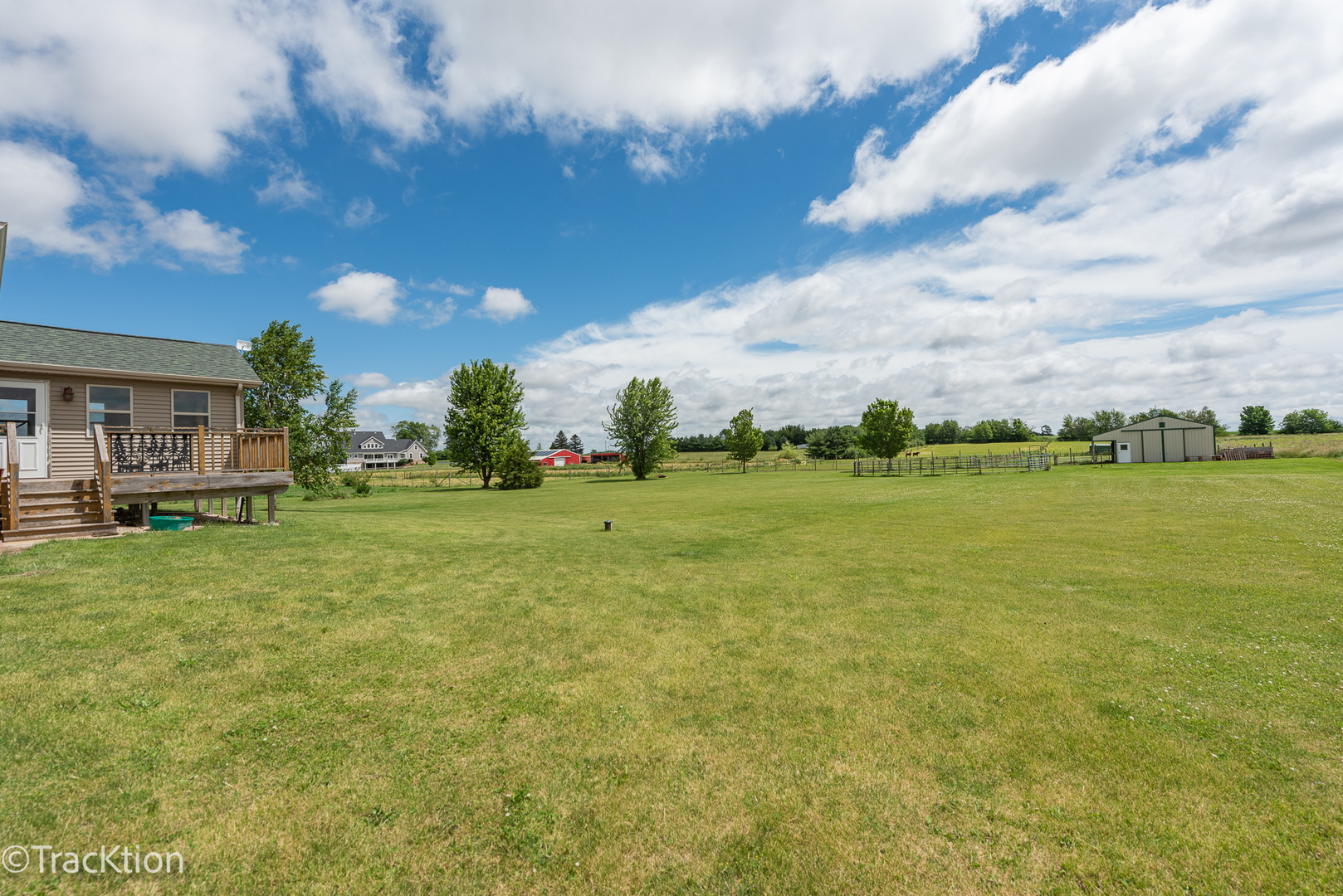 894 MOFFET Road