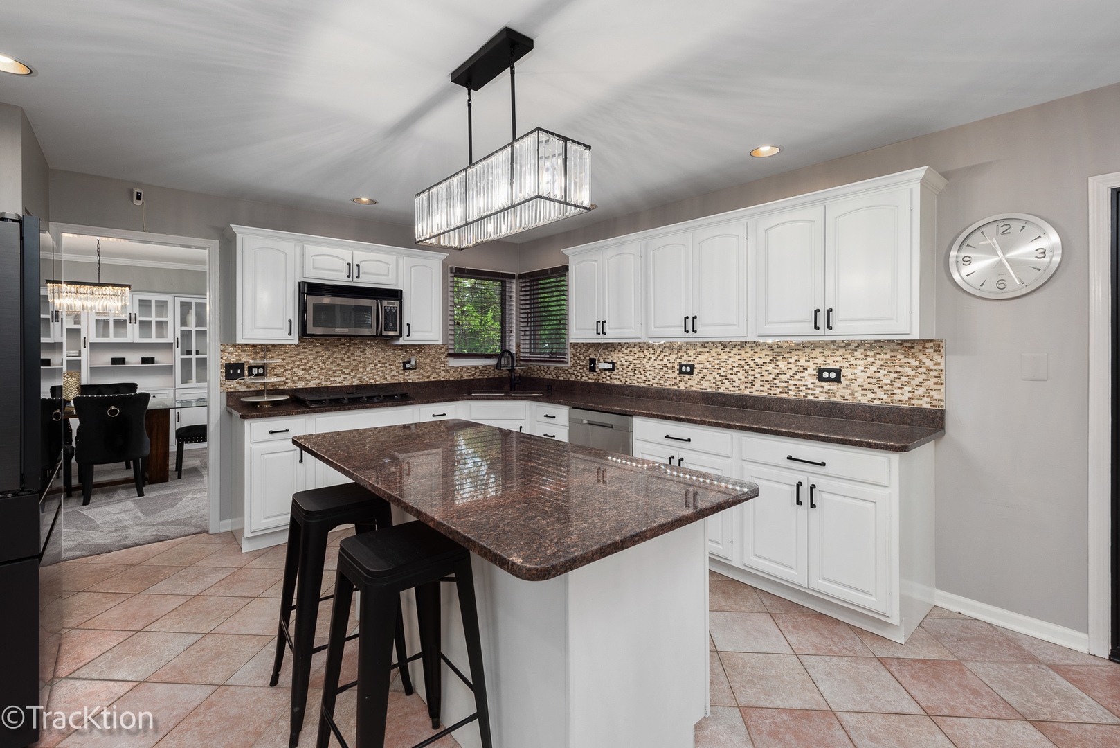 1902 Sweetbriar Lane