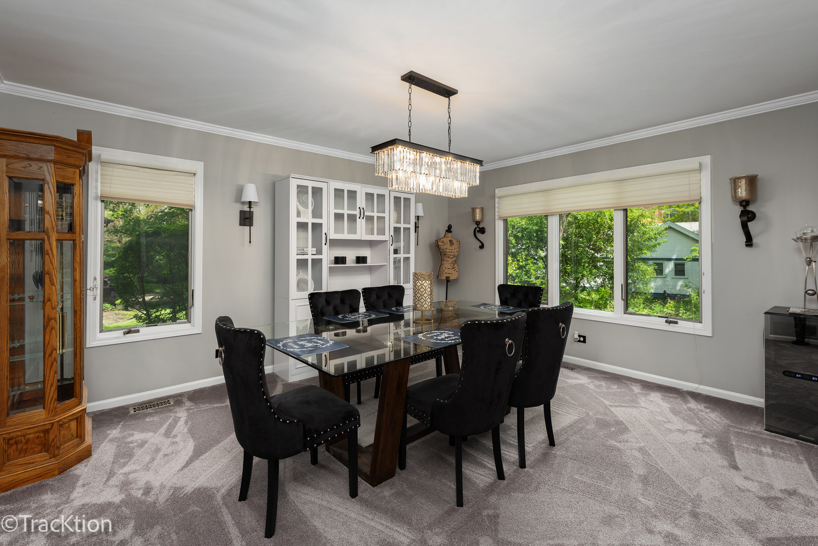 1902 Sweetbriar Lane