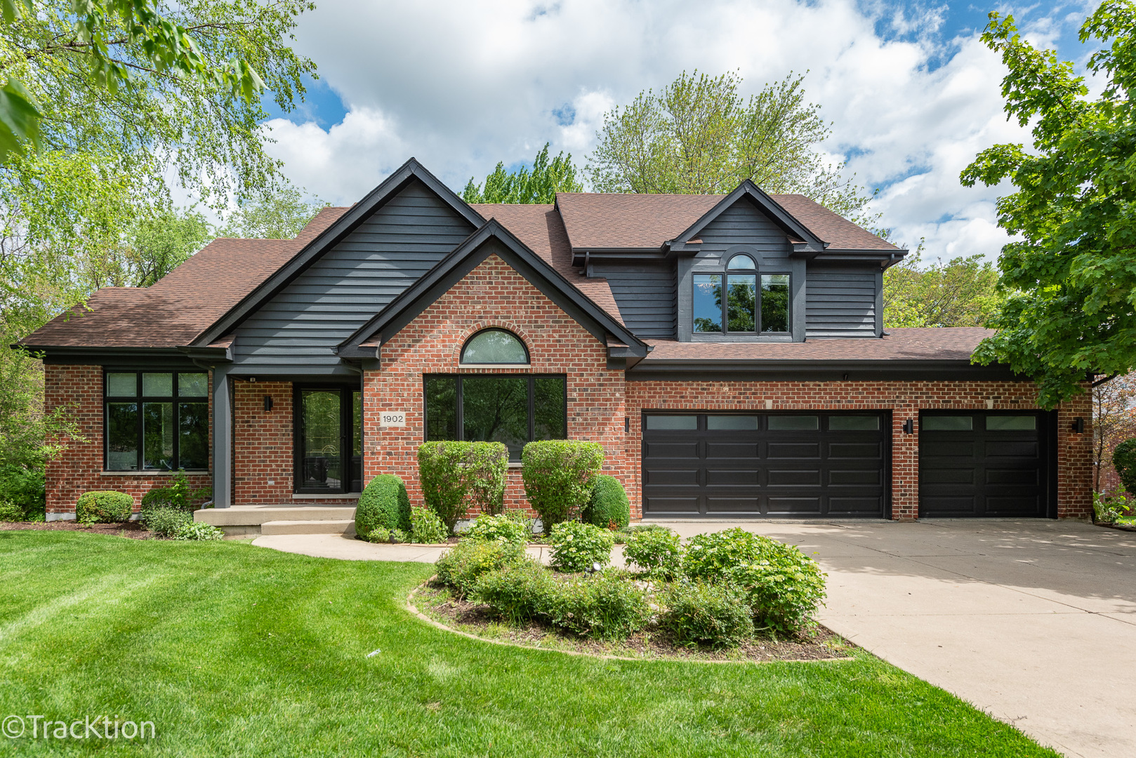 1902 Sweetbriar Lane