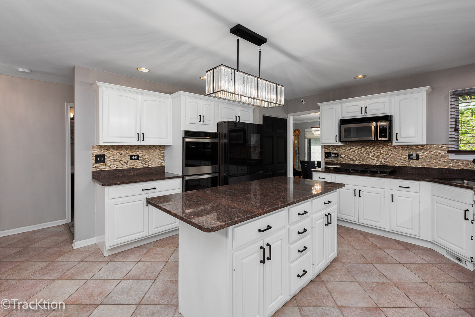 1902 Sweetbriar Lane