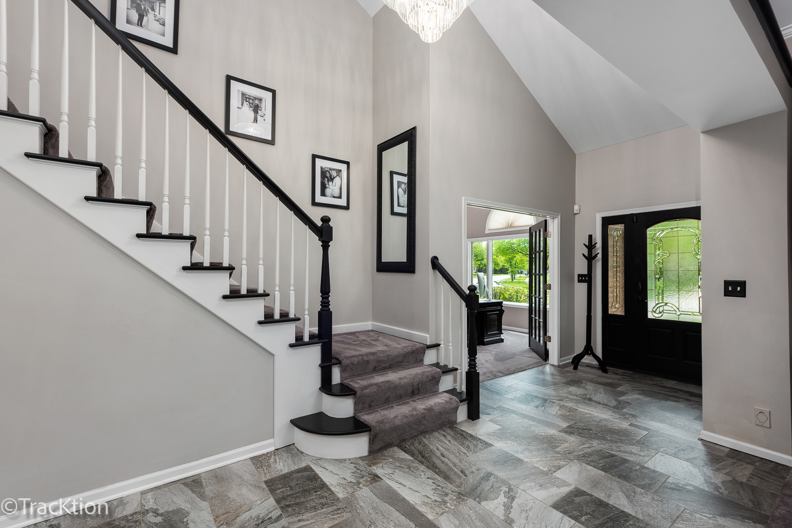 1902 Sweetbriar Lane