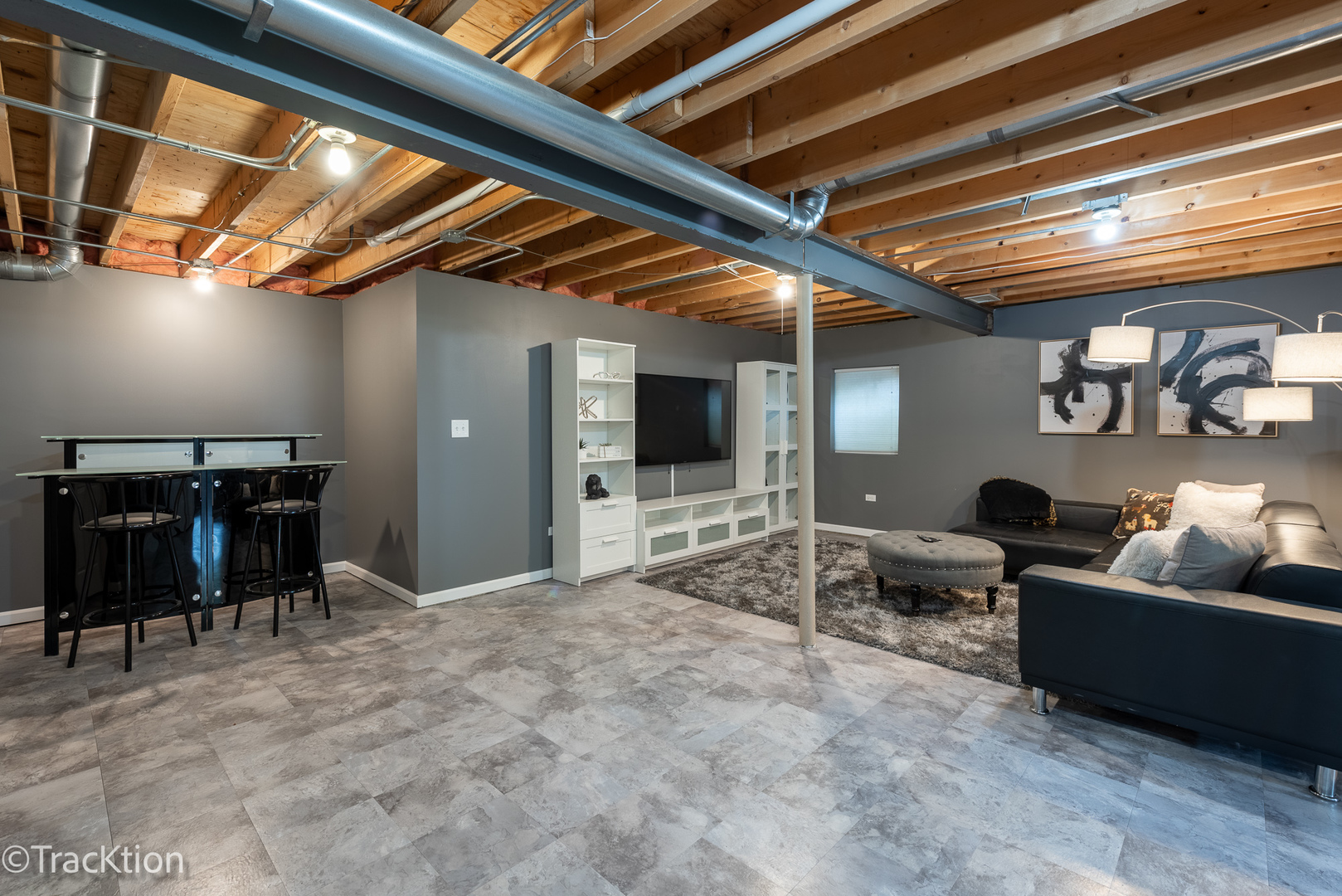 1902 Sweetbriar Lane