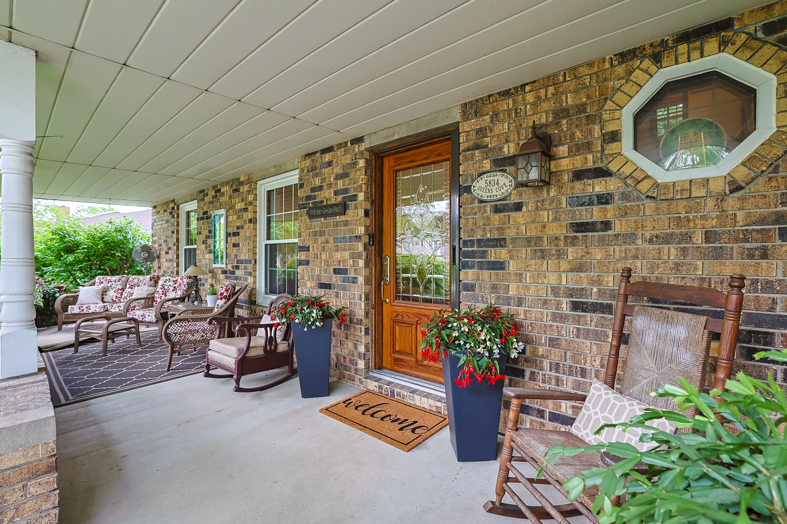 5834 Queens Cove