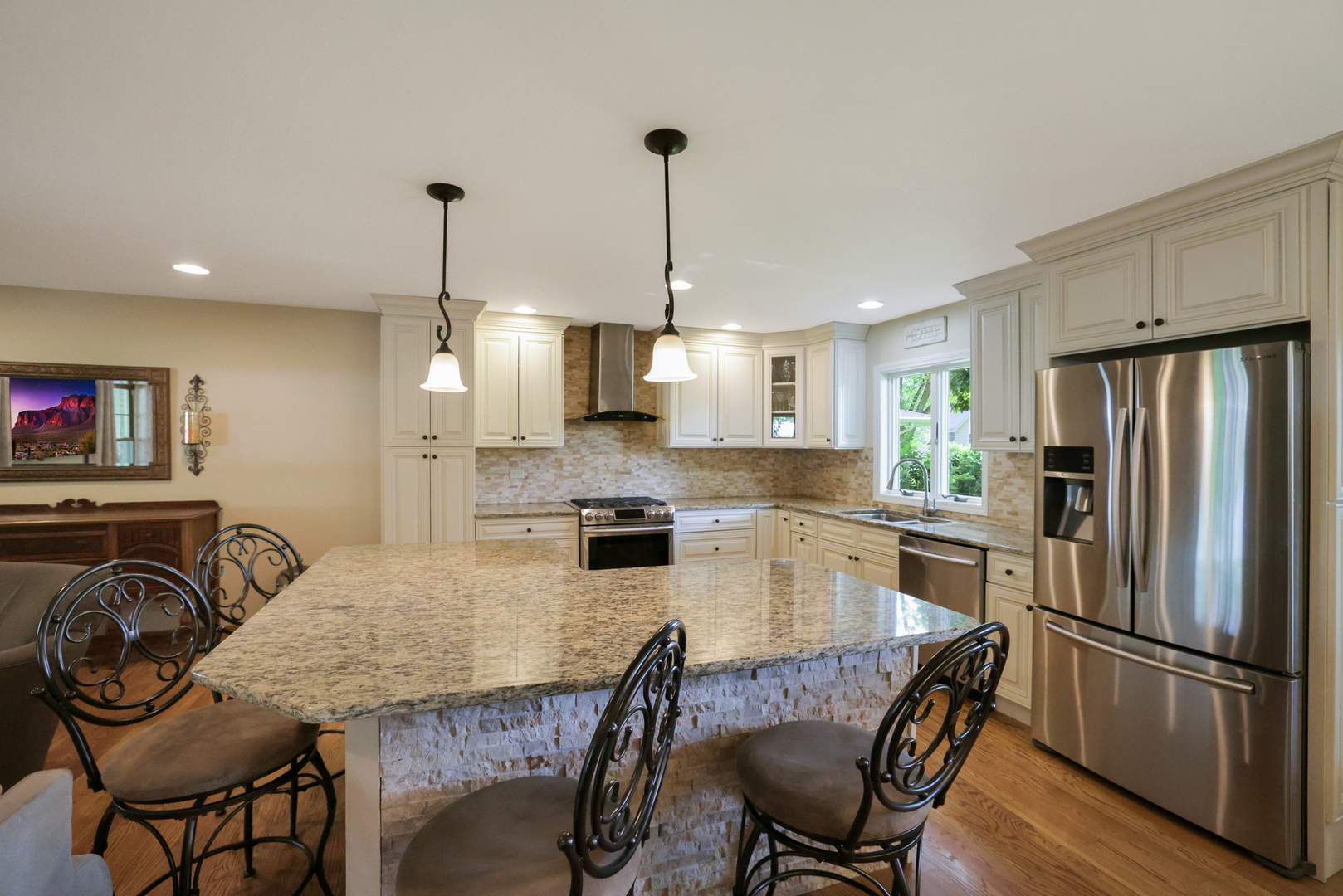5834 Queens Cove