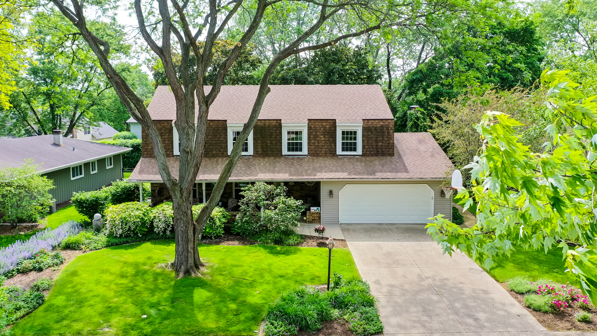 5834 Queens Cove