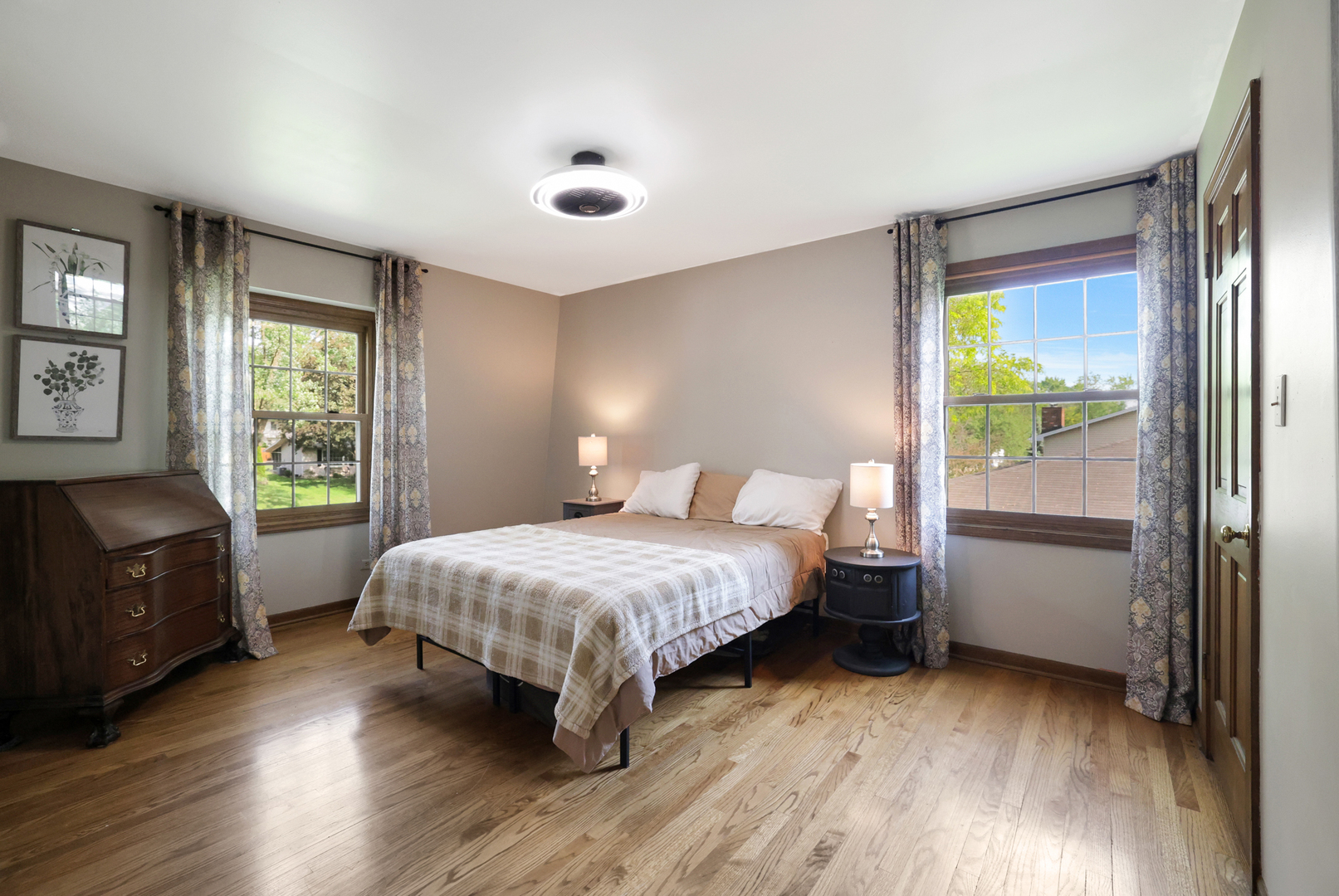 5834 Queens Cove