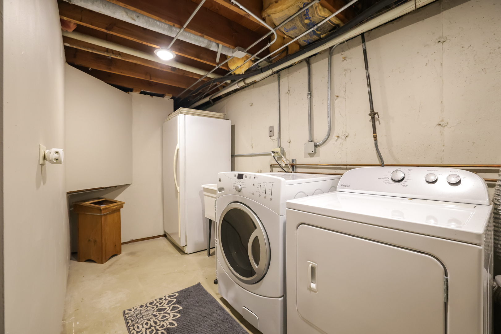 5834 Queens Cove