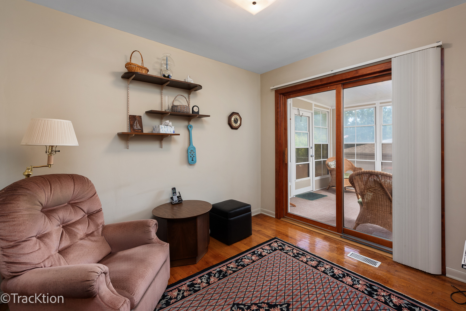 225 W TAYLOR Road