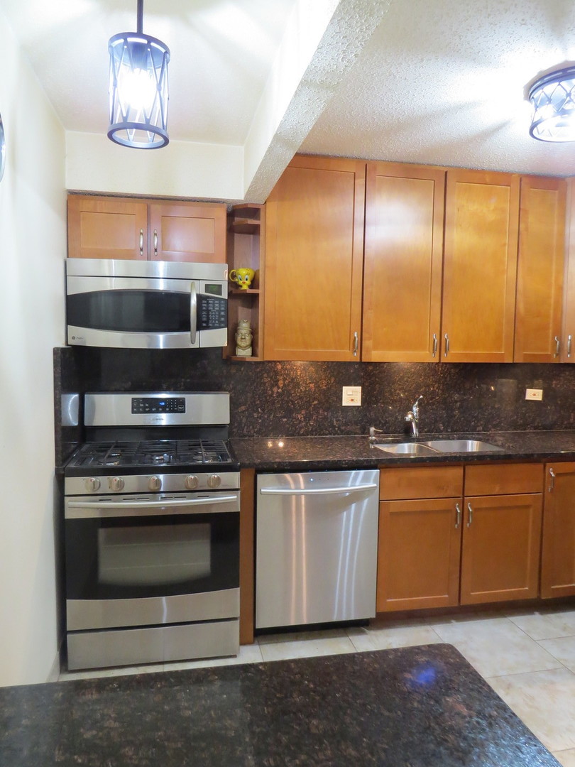 740 Weidner Road Unit: 302