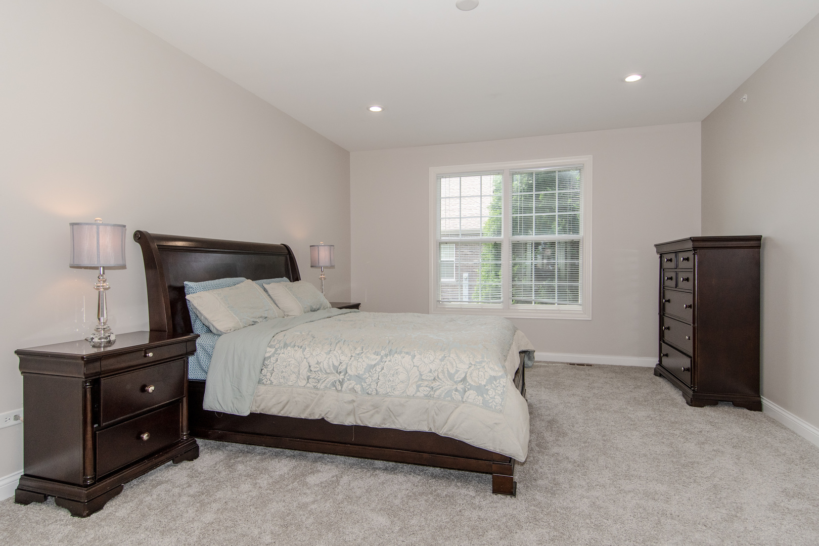 730 E Oliviabrook Drive E Unit: 730