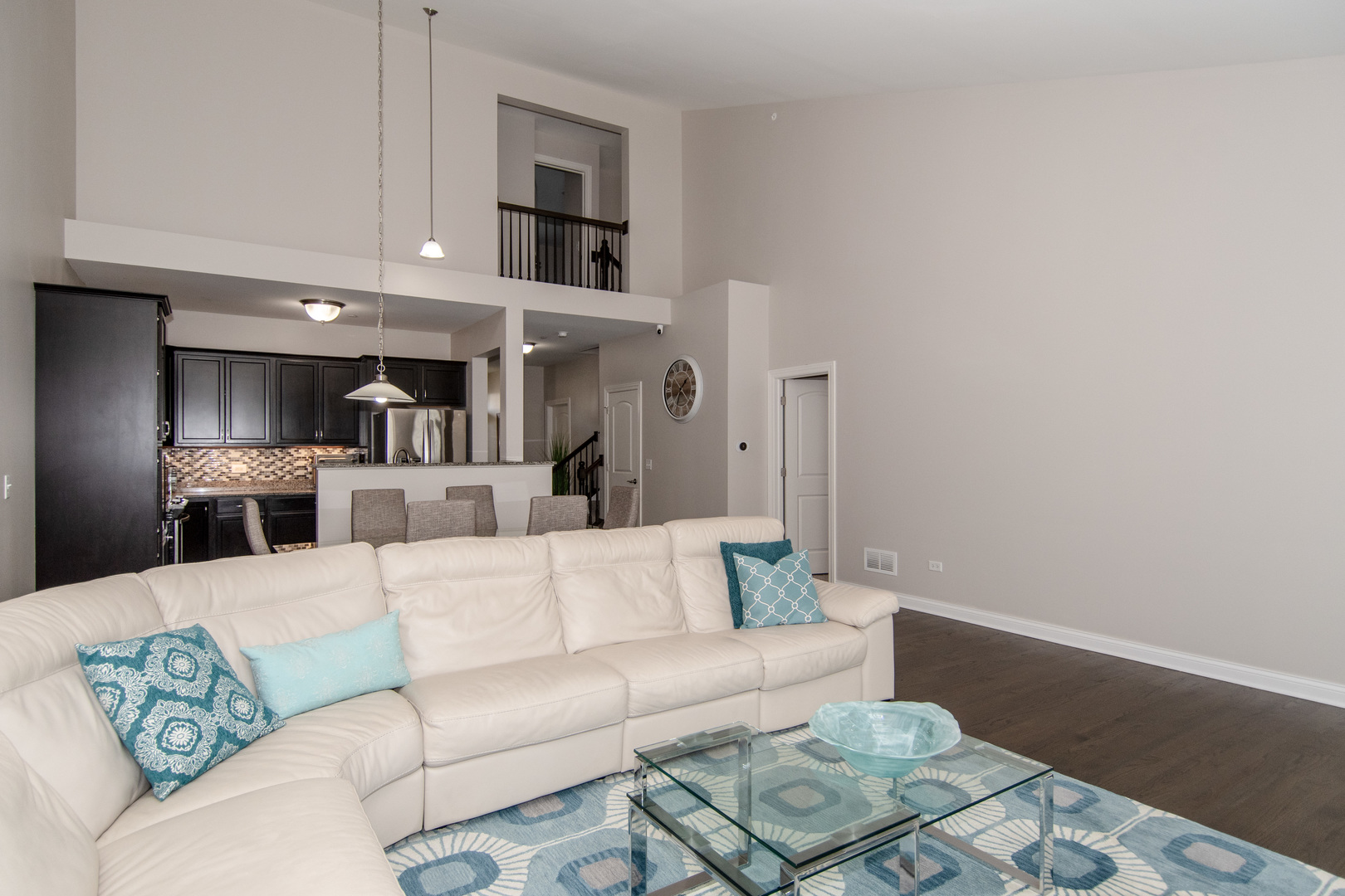 730 E Oliviabrook Drive E Unit: 730