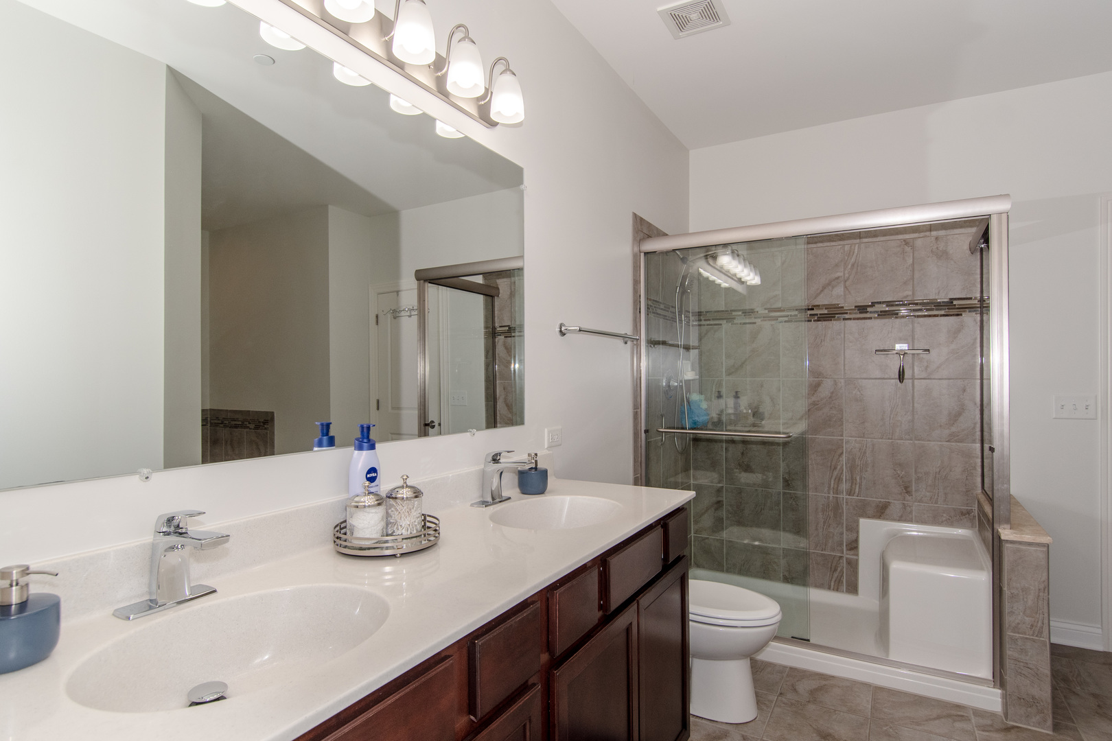 730 E Oliviabrook Drive E Unit: 730