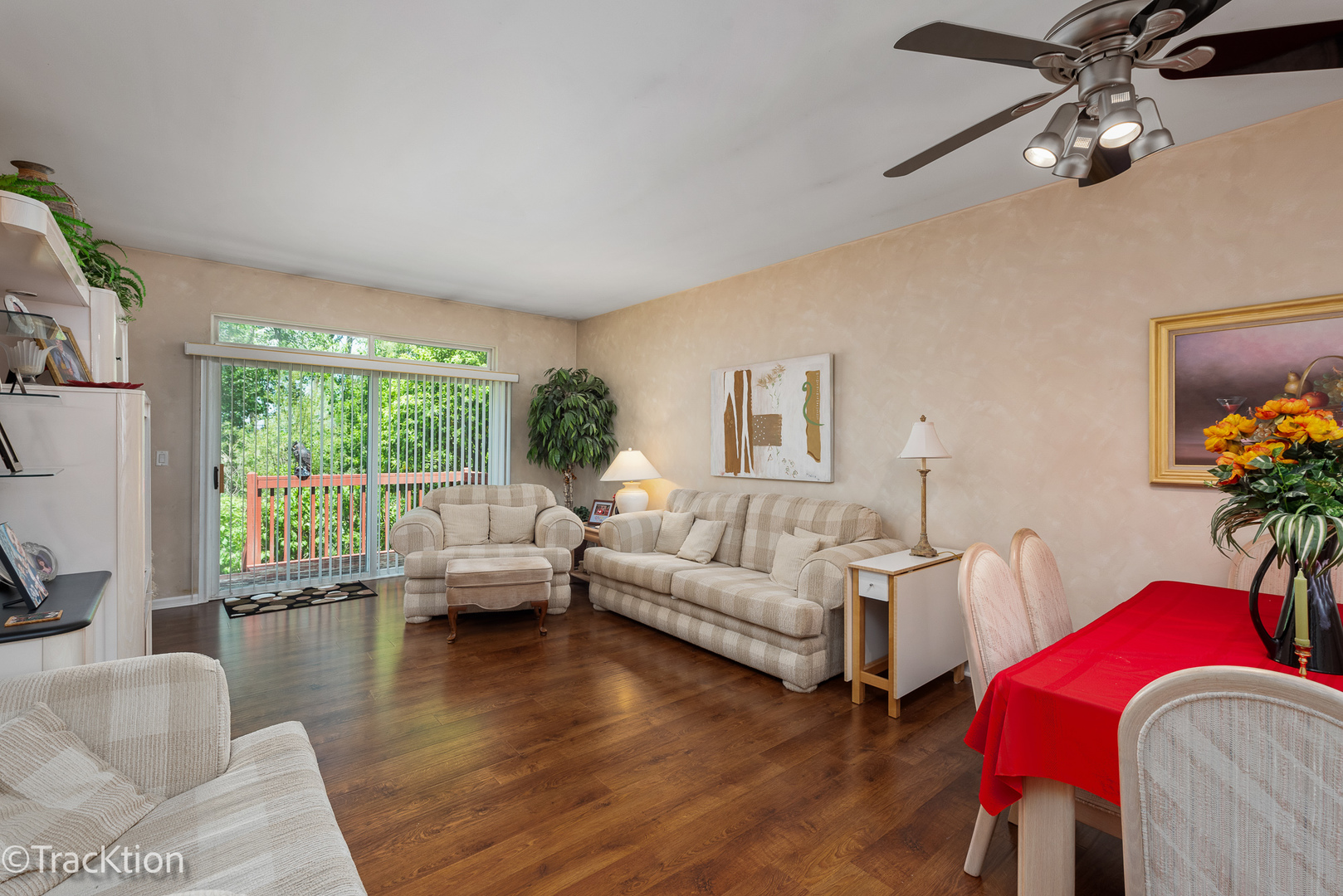 20904 W Chinaberry Court