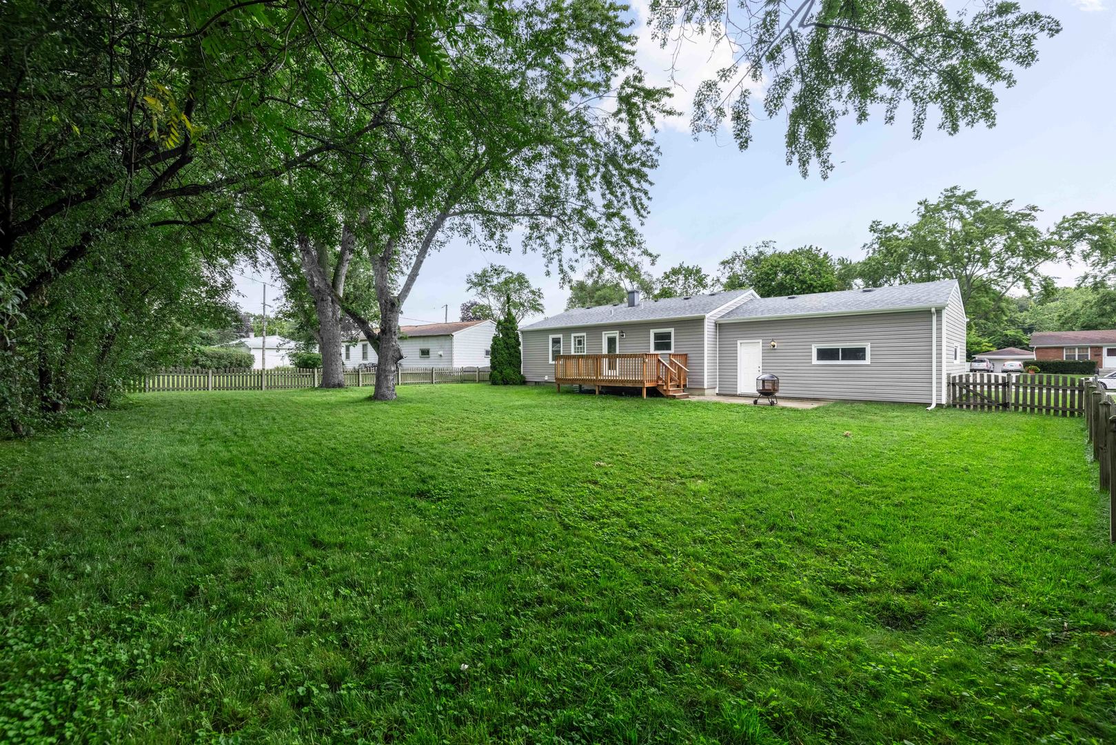 2945 Forest Glen Parkway