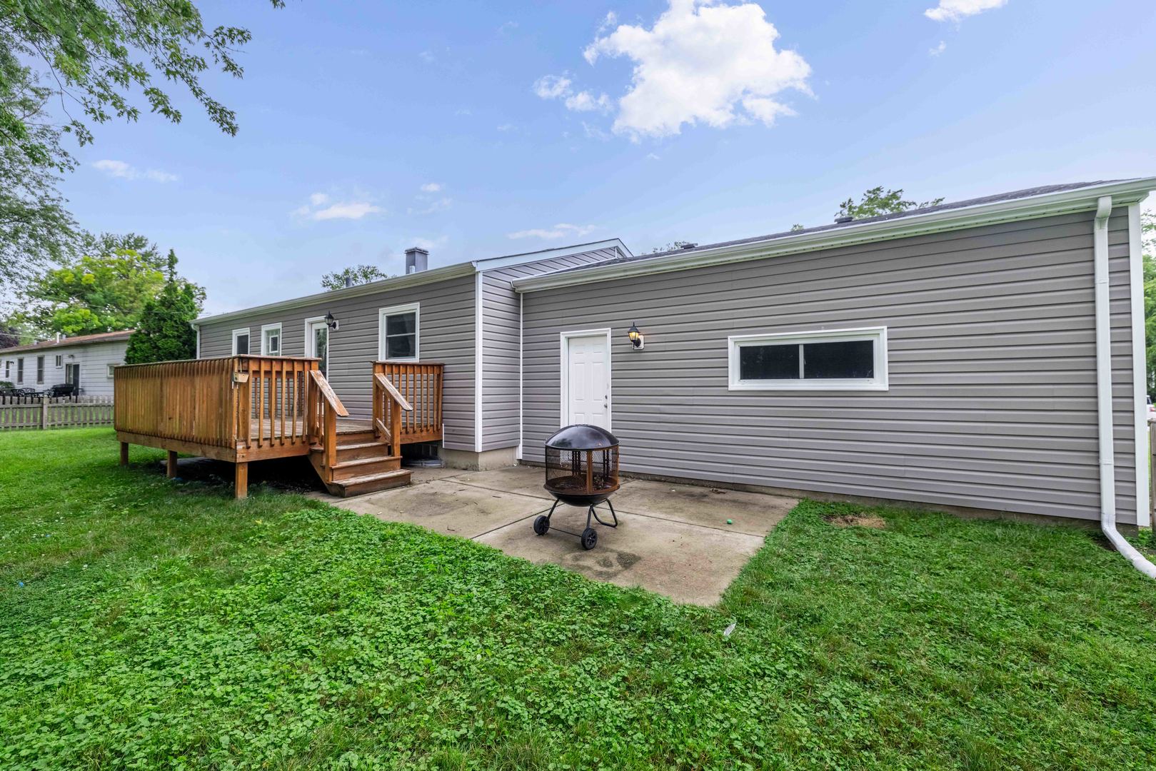 2945 Forest Glen Parkway