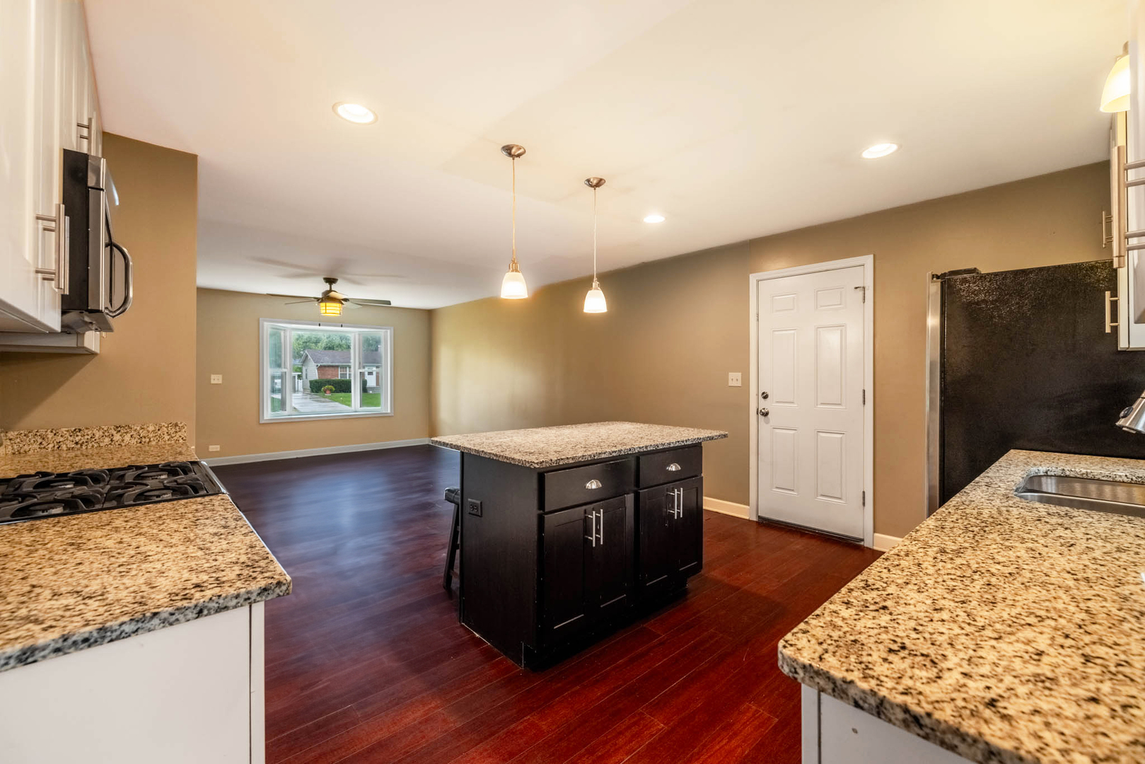 2945 Forest Glen Parkway