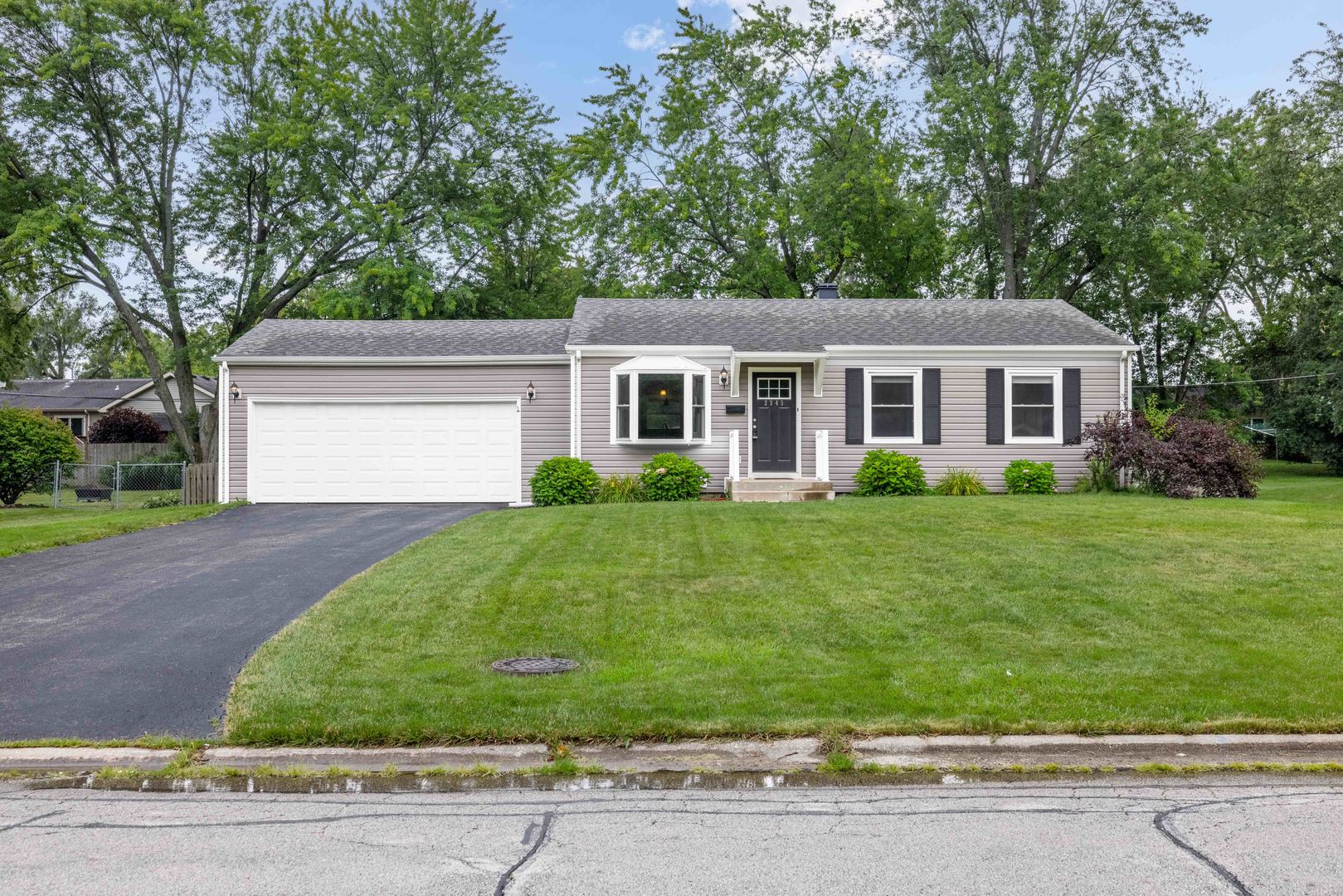 2945 Forest Glen Parkway