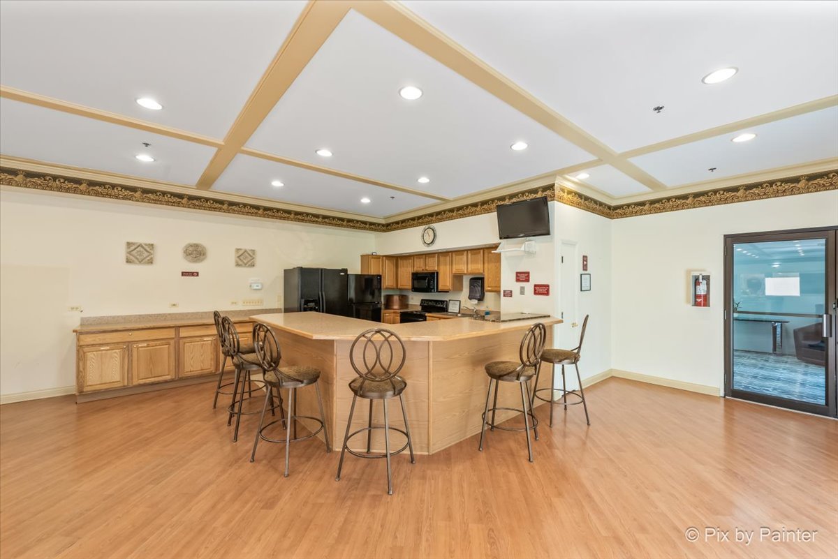 1 Bloomingdale Place Unit: 601